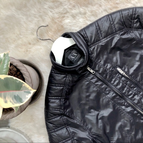 Men’s Jacket - Picture 2 of 6